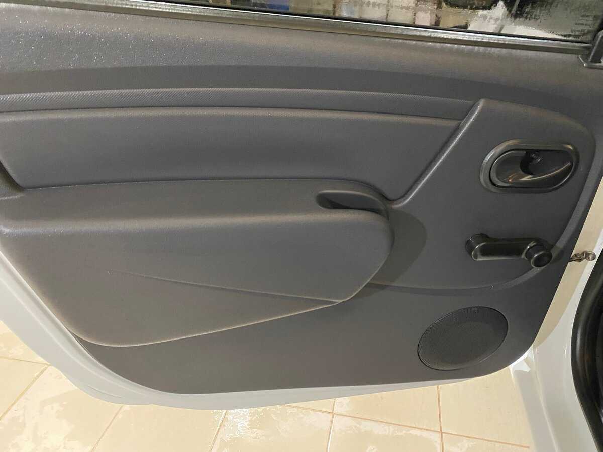 Купить Lada (ВАЗ) Largus с пробегом. Фото: #14