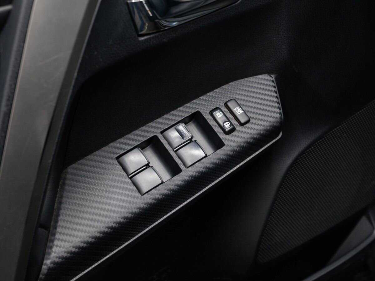 Купить Toyota RAV4 с пробегом. Фото: #12