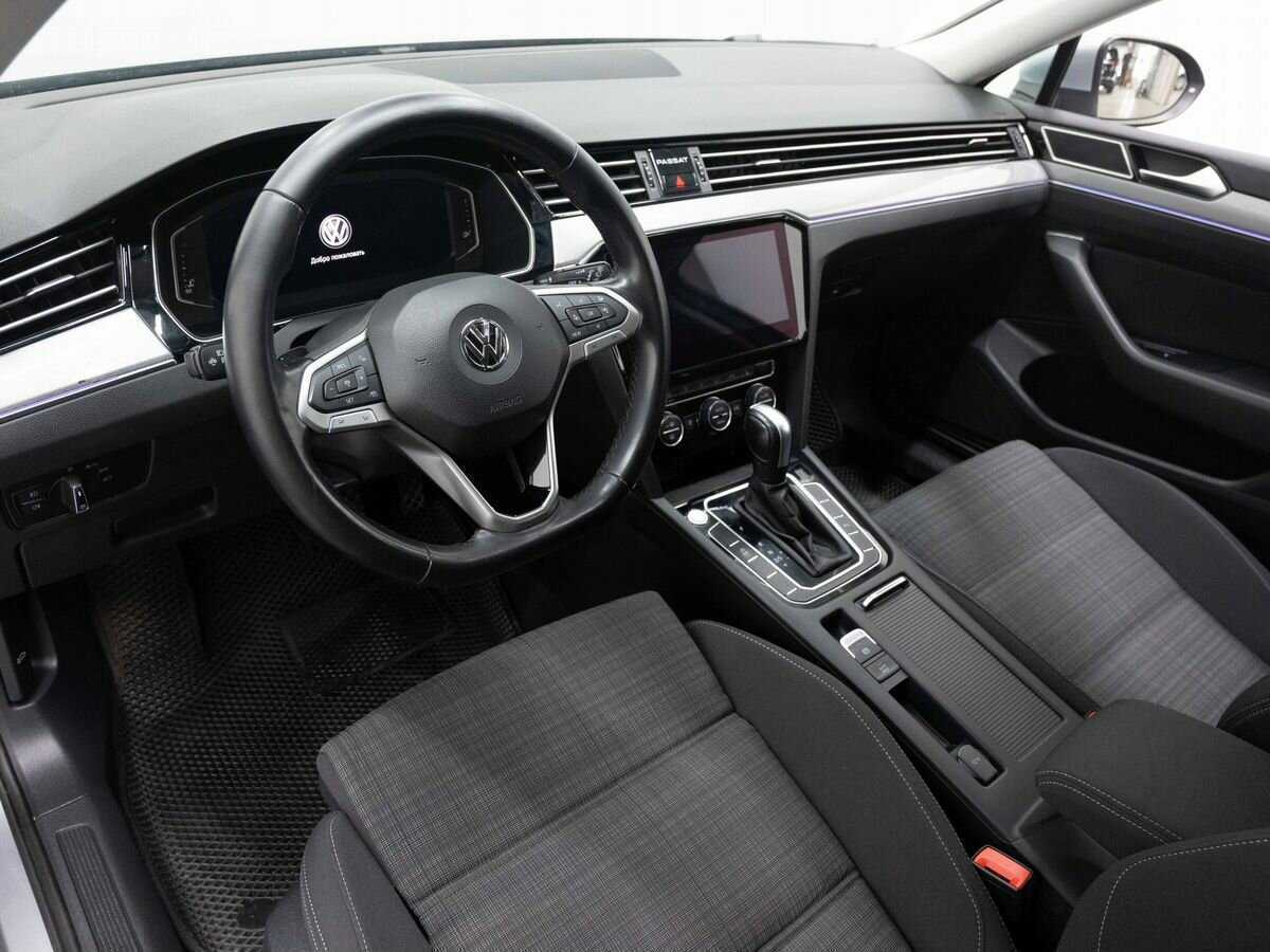 Купить Volkswagen Passat с пробегом. Фото: #8