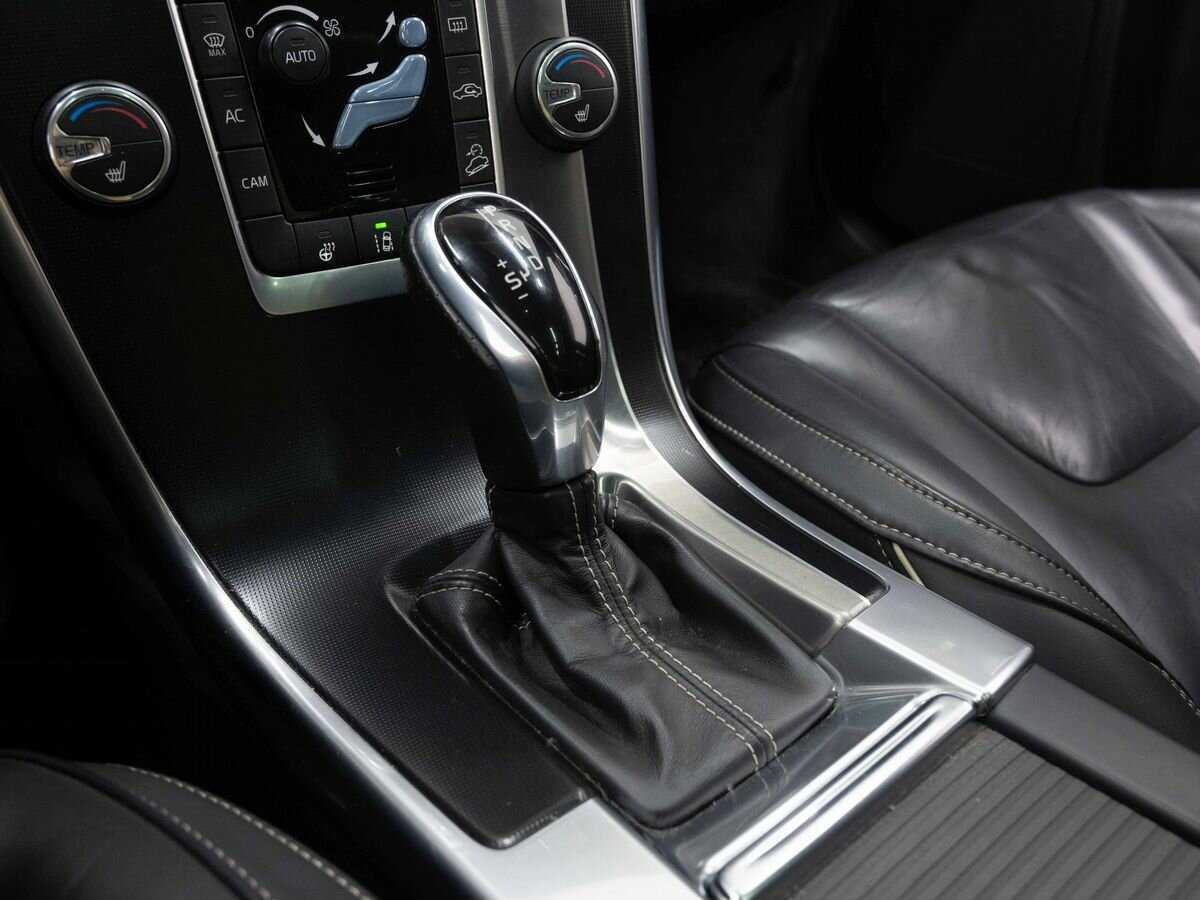 Купить Volvo XC60 с пробегом. Фото: #19