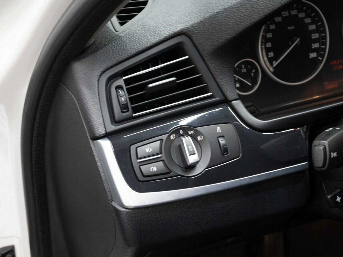 Купить BMW 5 серии с пробегом. Фото: #22