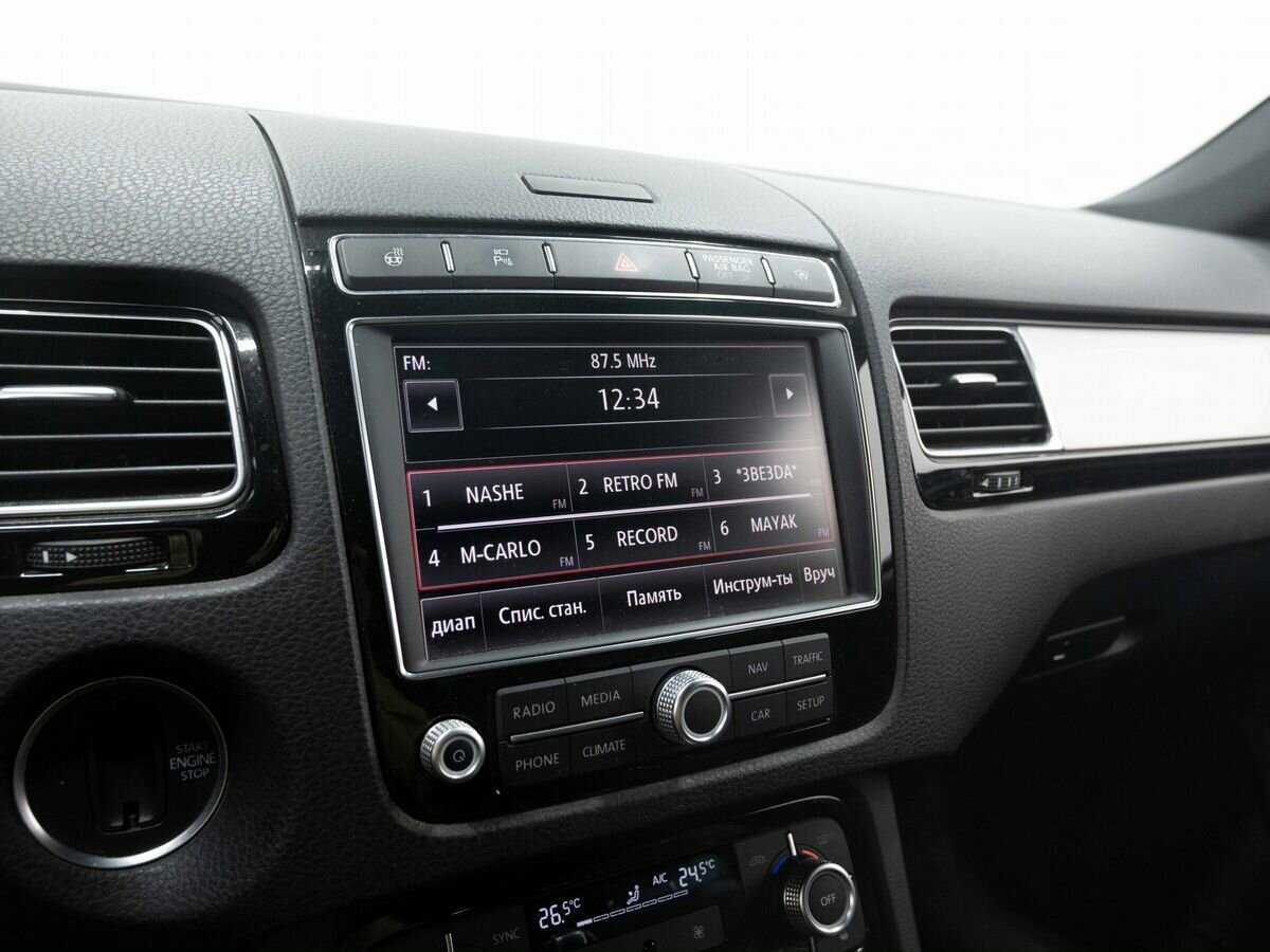Купить Volkswagen Touareg с пробегом. Фото: #18