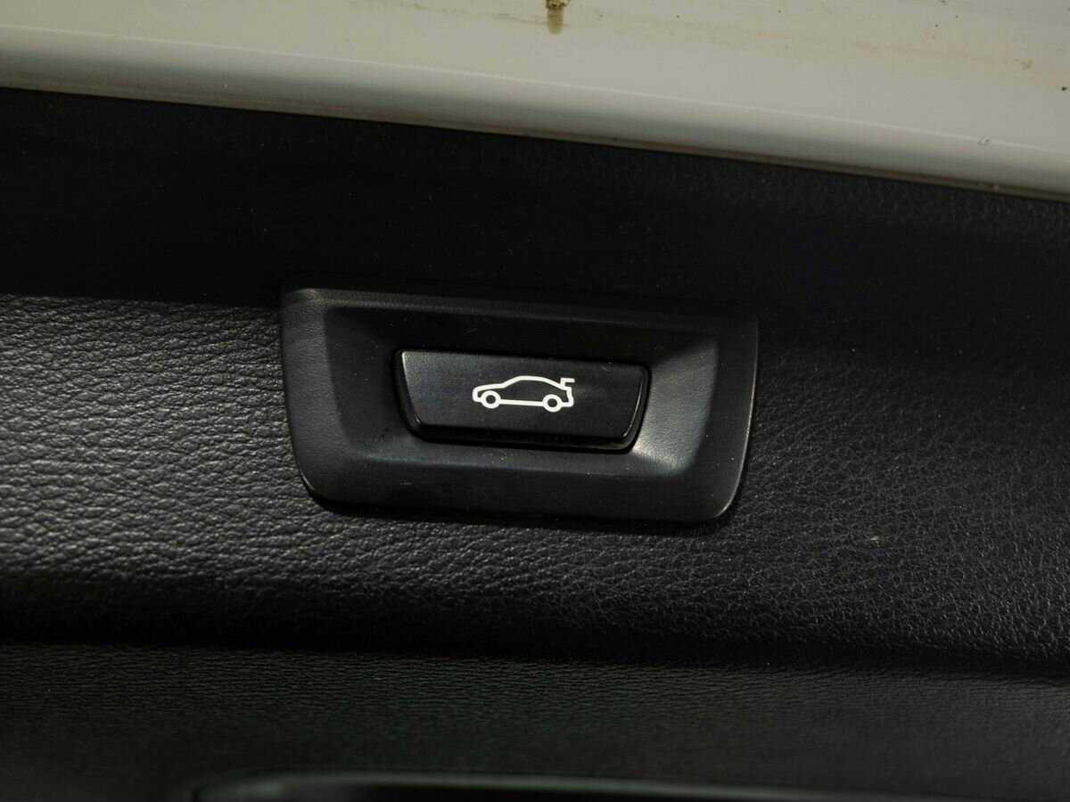 Купить BMW X3 с пробегом. Фото: #27