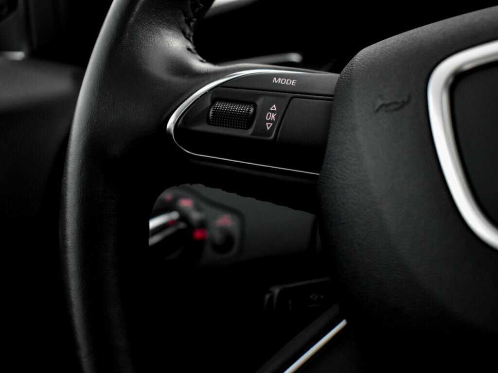 Купить Audi A4 с пробегом. Фото: #15