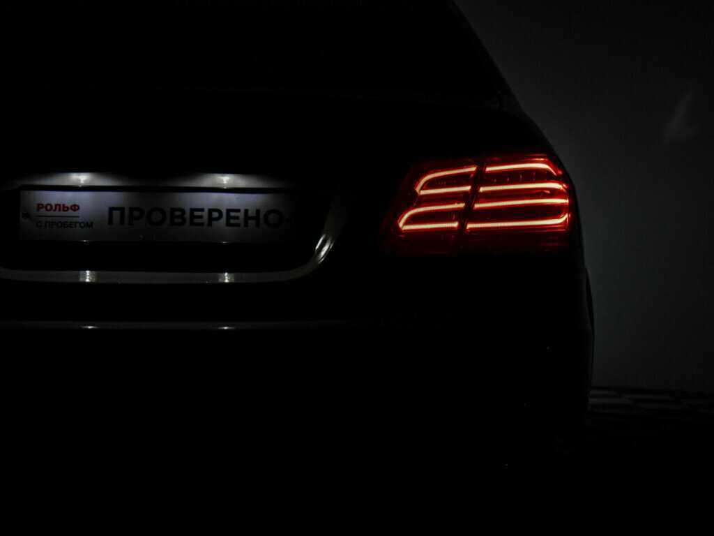 Купить Mercedes-Benz E-Класс с пробегом. Фото: #25