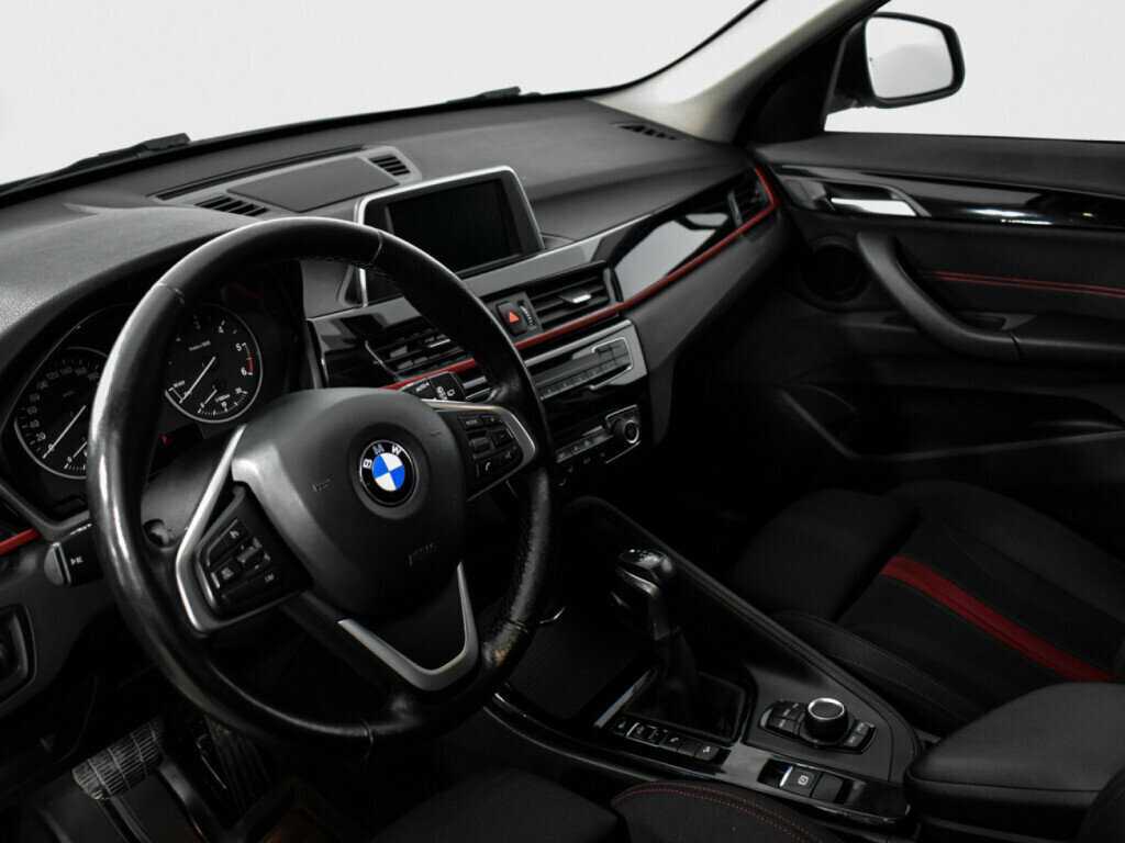 Купить BMW X1 с пробегом. Фото: #8