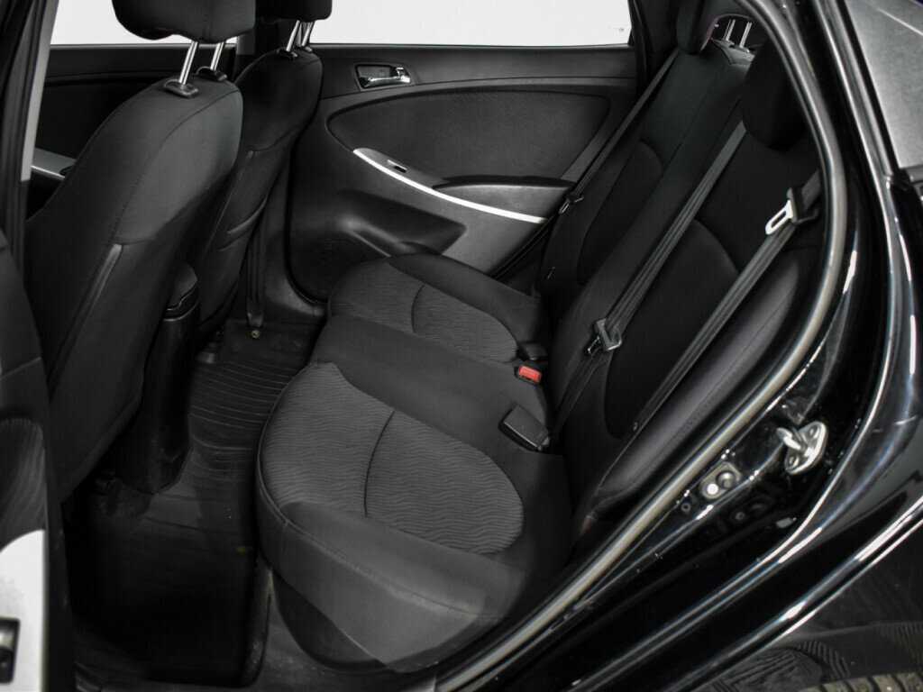 Купить Hyundai Solaris с пробегом. Фото: #7