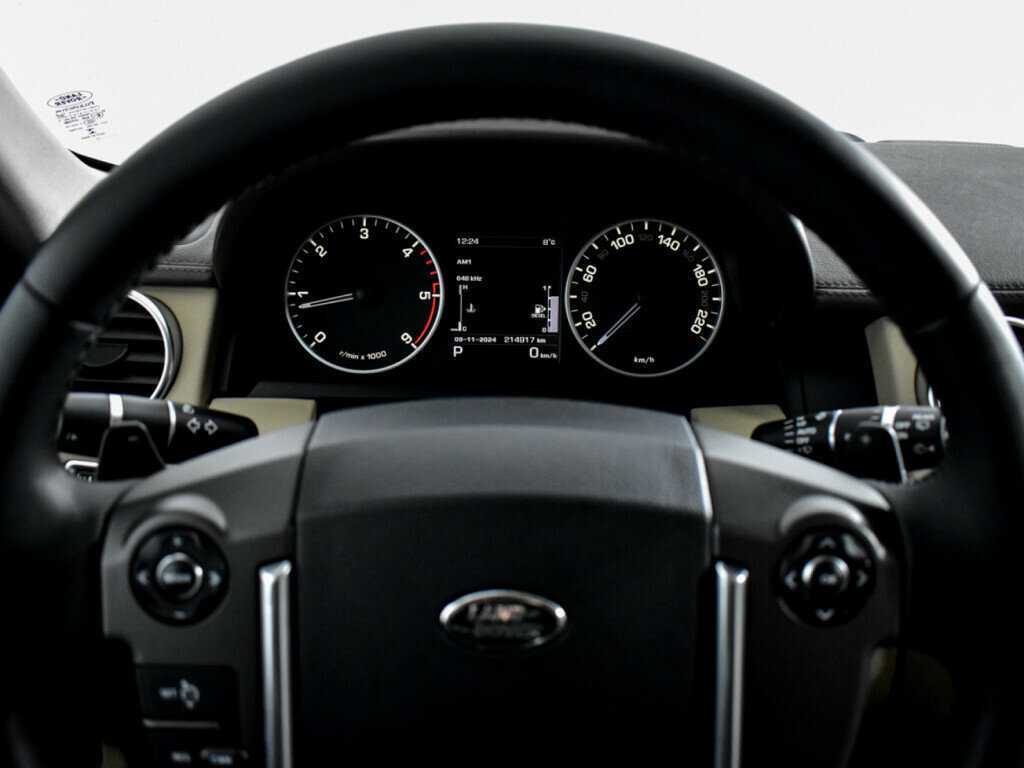 Купить Land Rover Discovery с пробегом. Фото: #20