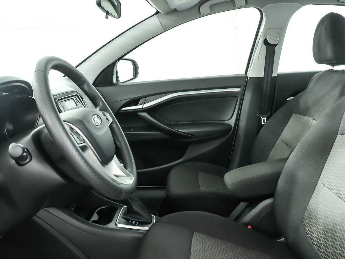 Купить Lada (ВАЗ) Vesta с пробегом. Фото: #6