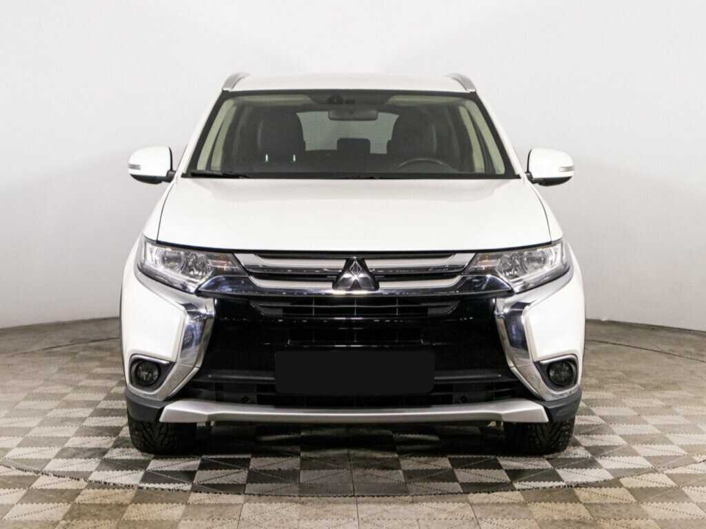 Купить Mitsubishi Outlander с пробегом. Фото: #1