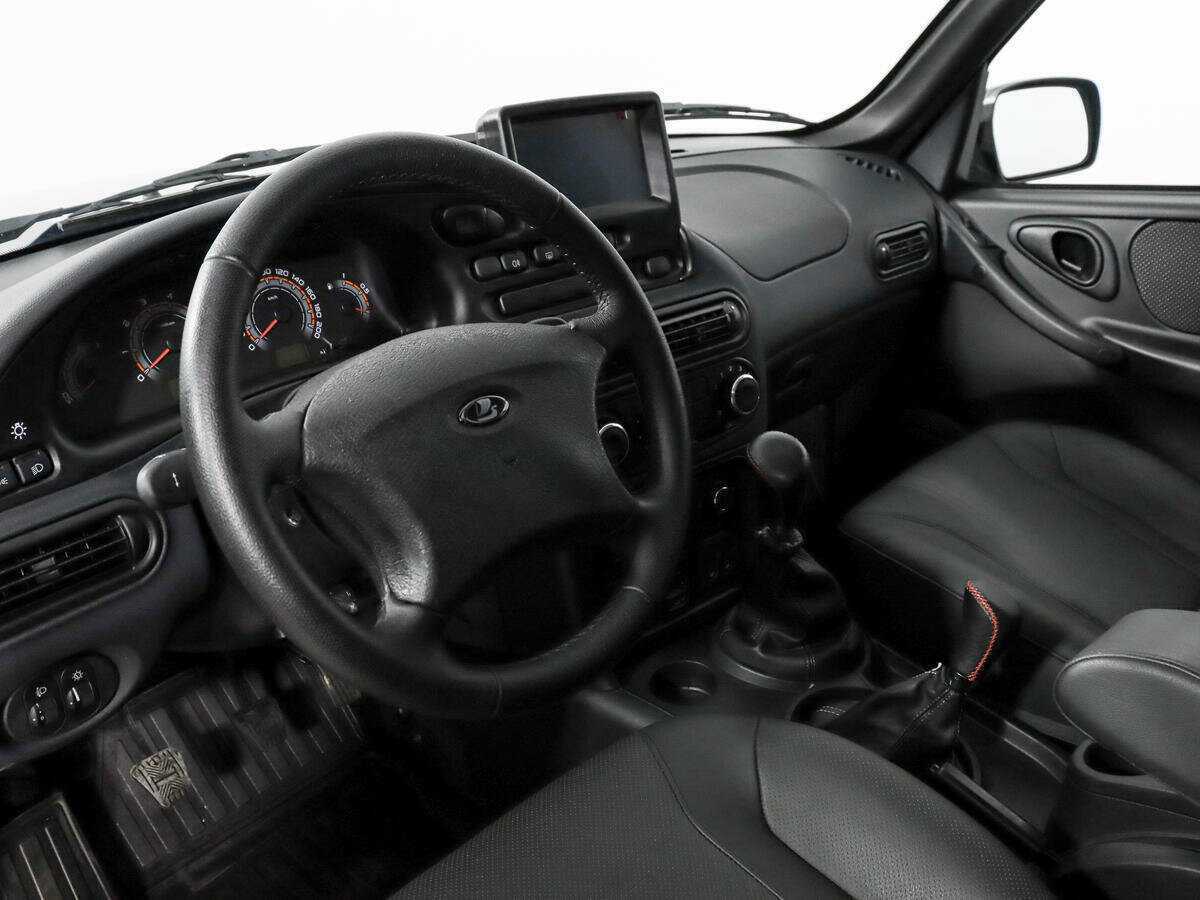 Купить Lada (ВАЗ) Niva с пробегом. Фото: #8