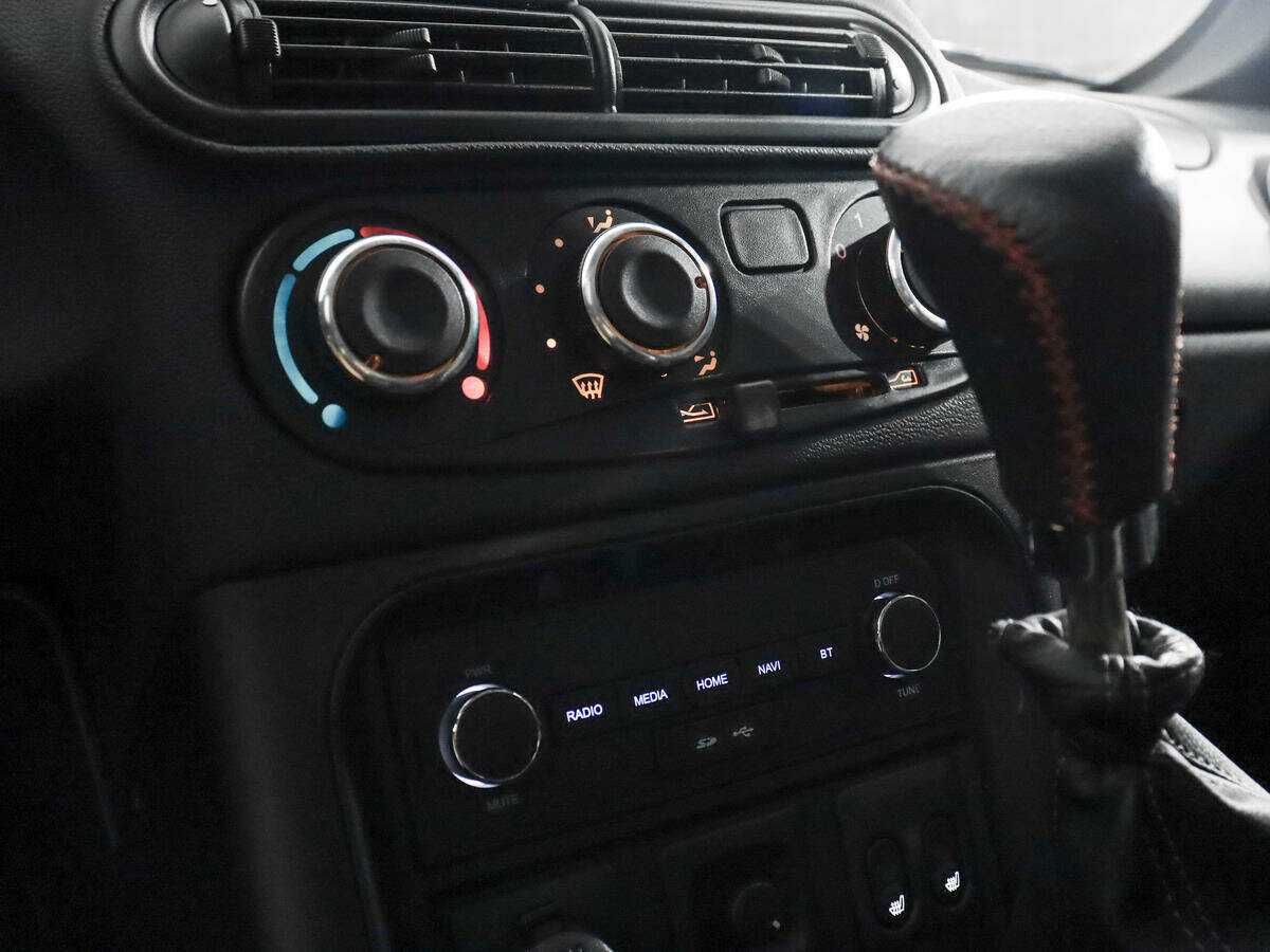 Купить Lada (ВАЗ) Niva с пробегом. Фото: #13