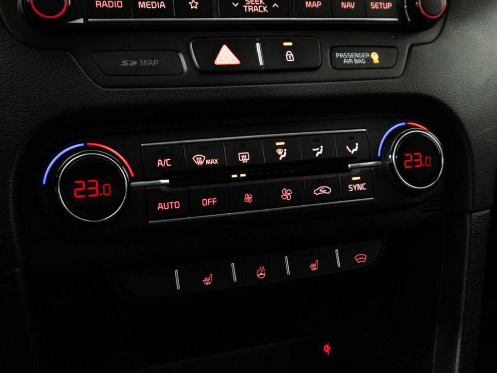 Купить Kia Ceed с пробегом. Фото: #20