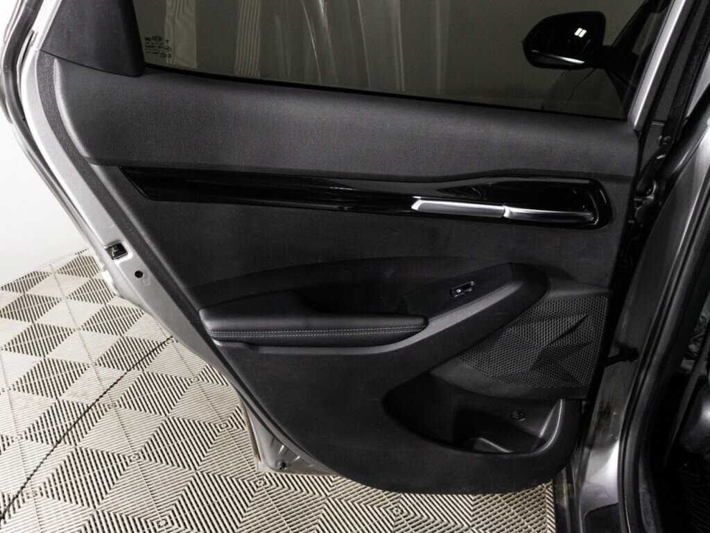 Купить Kia Seltos с пробегом. Фото: #26