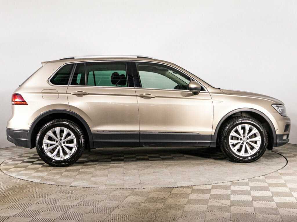 Купить Volkswagen Tiguan с пробегом. Фото: #3