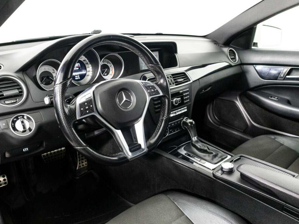 Купить Mercedes-Benz C-Класс с пробегом. Фото: #10