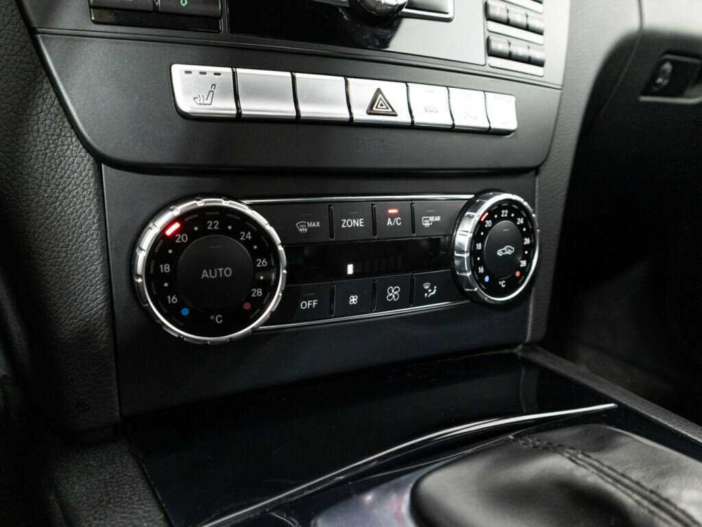 Купить Mercedes-Benz C-Класс с пробегом. Фото: #14