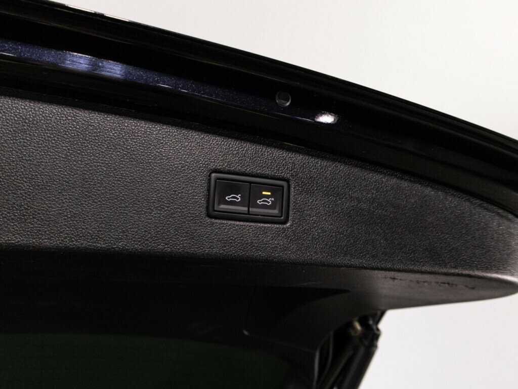 Купить Volkswagen Tiguan с пробегом. Фото: #14