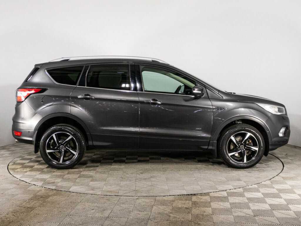 Купить Ford Kuga с пробегом. Фото: #3