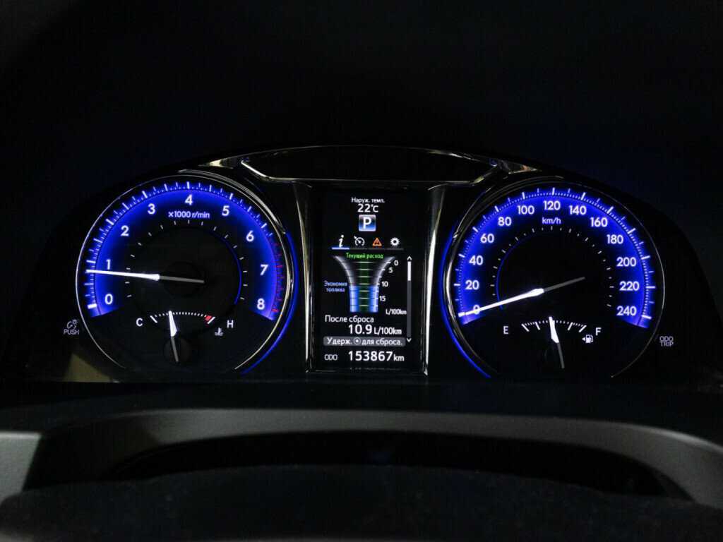 Купить Toyota Camry с пробегом. Фото: #10