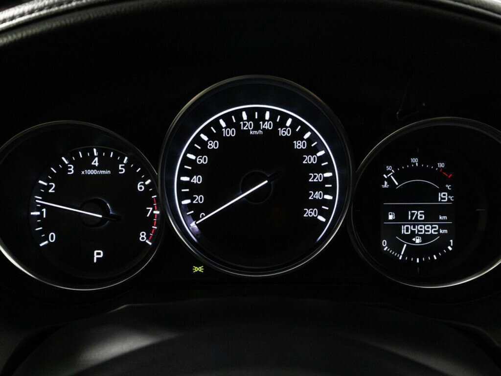 Купить Mazda 6 с пробегом. Фото: #11