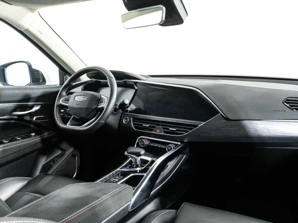 Купить Geely Tugella с пробегом. Фото: #8