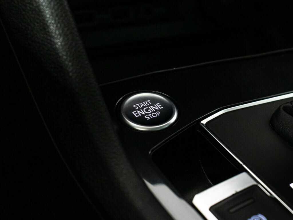 Купить Volkswagen Tiguan с пробегом. Фото: #18