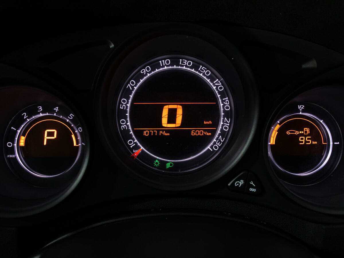 Купить Citroen C4 с пробегом. Фото: #11