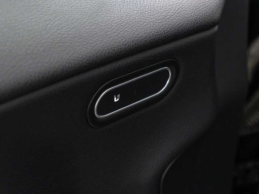 Купить Mercedes-Benz CLA с пробегом. Фото: #14