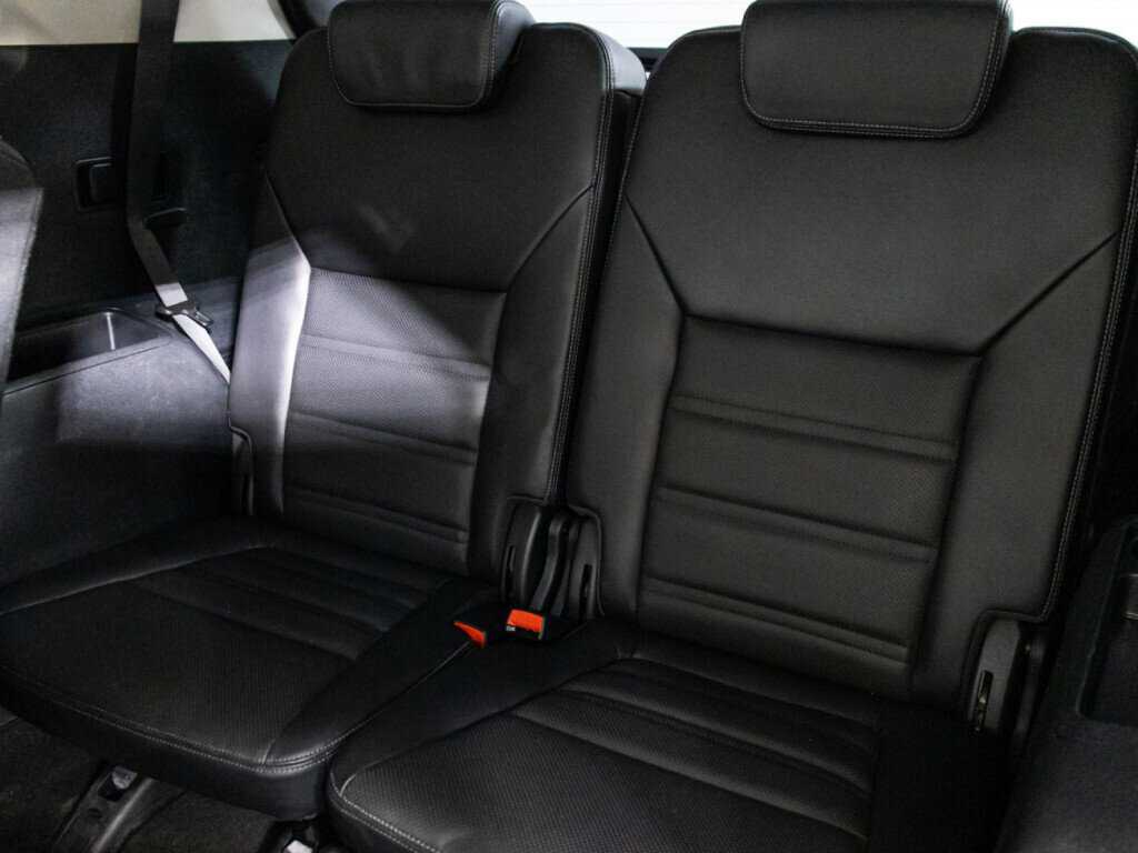 Купить Kia Sorento с пробегом. Фото: #15