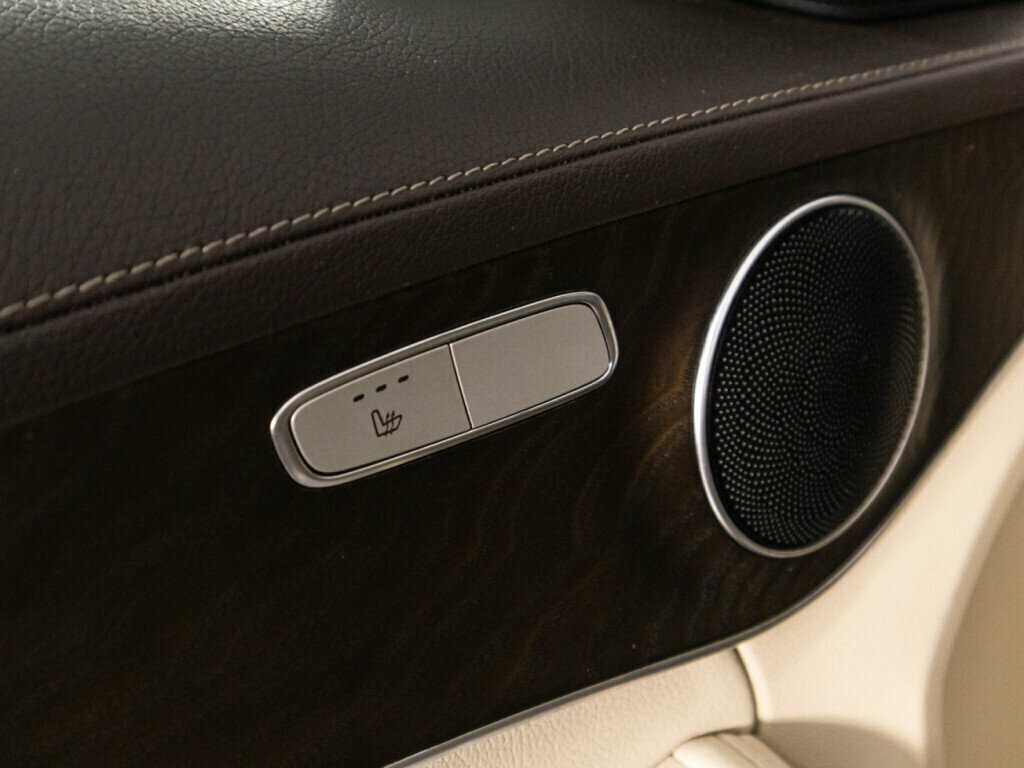 Купить Mercedes-Benz C-Класс с пробегом. Фото: #16