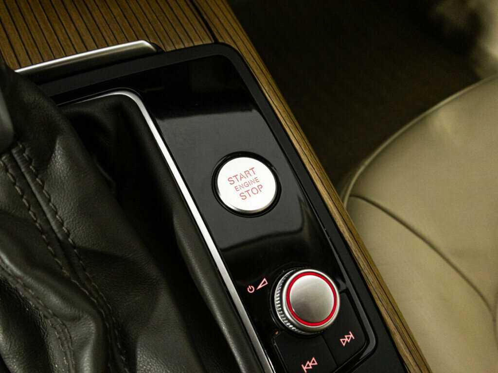 Купить Audi A6 с пробегом. Фото: #17