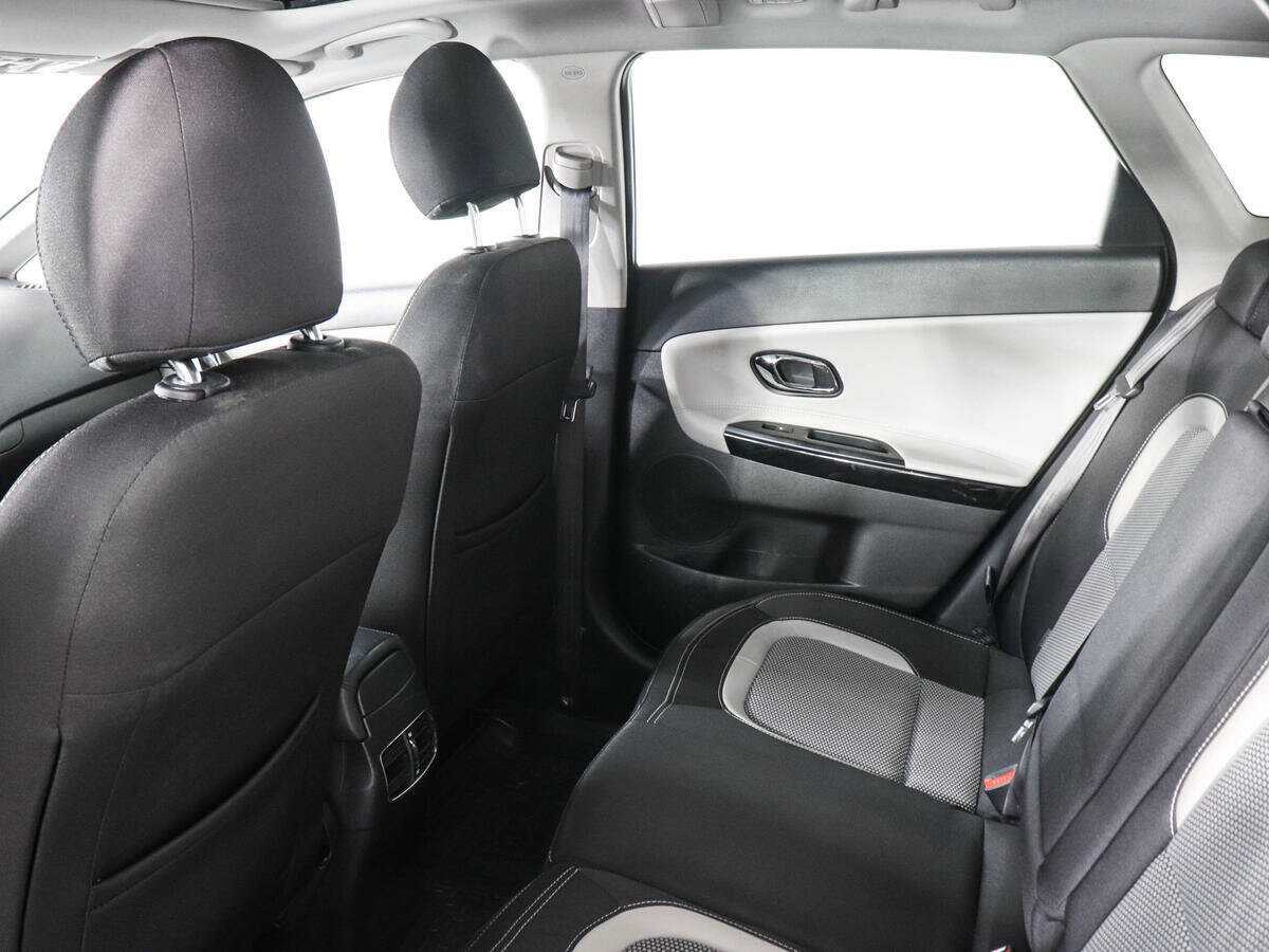 Купить Kia Ceed с пробегом. Фото: #11