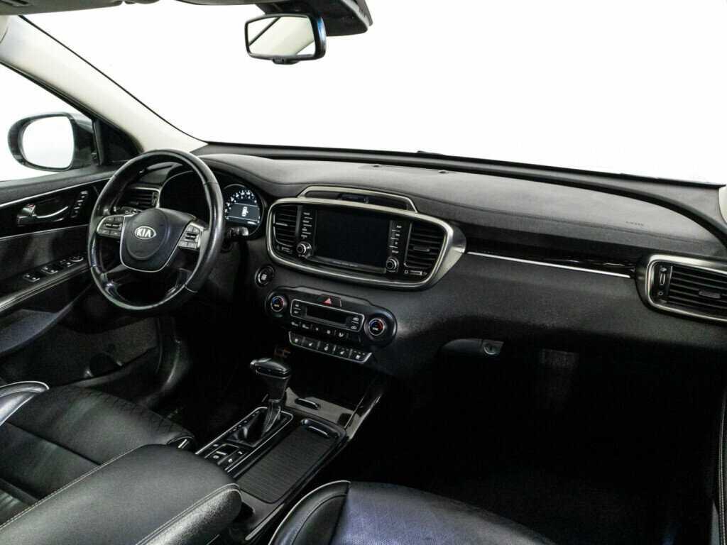 Купить Kia Sorento с пробегом. Фото: #8