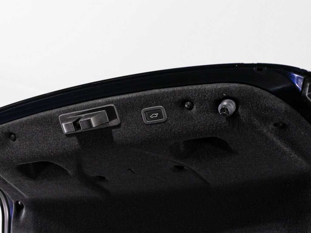 Купить Jaguar XF с пробегом. Фото: #13