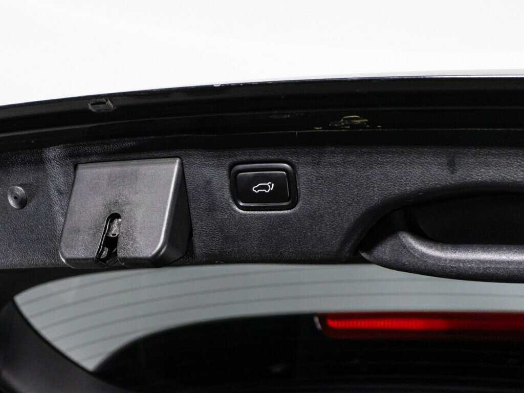 Купить Kia Sorento с пробегом. Фото: #15