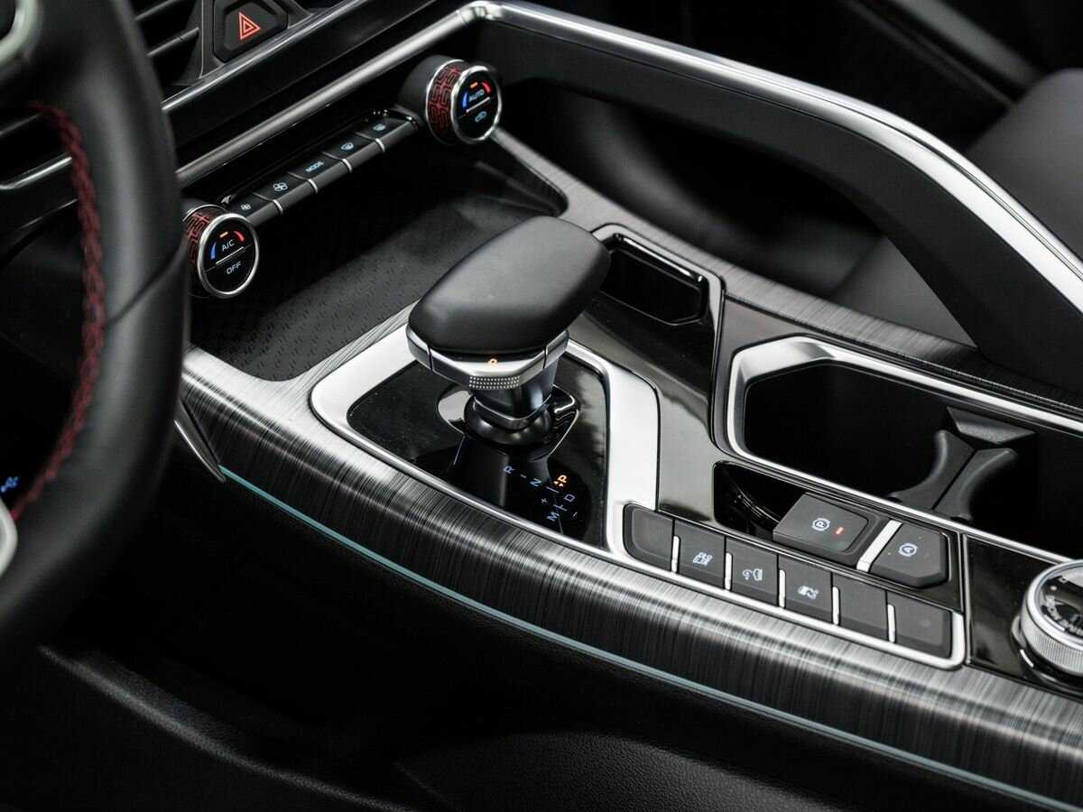 Купить Geely Tugella с пробегом. Фото: #17