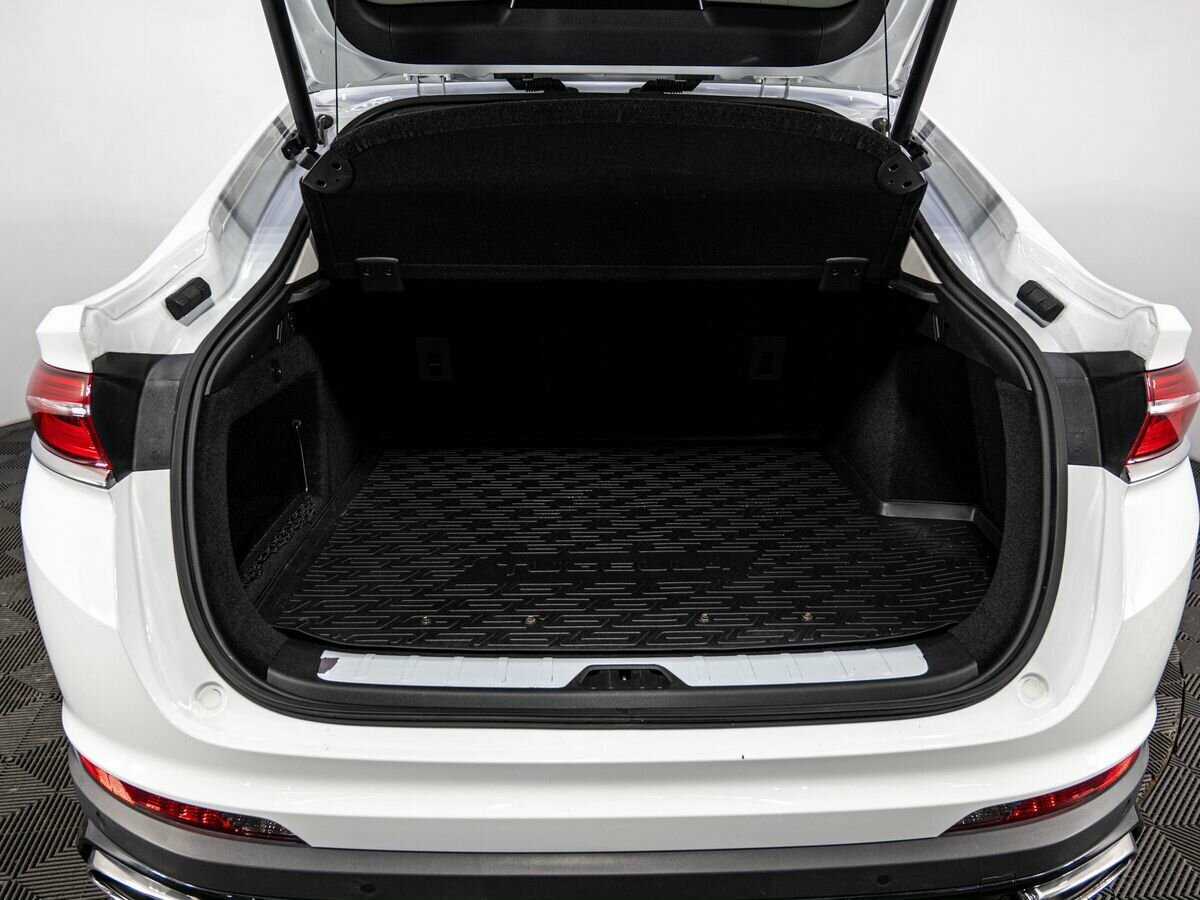 Купить Geely Tugella с пробегом. Фото: #24