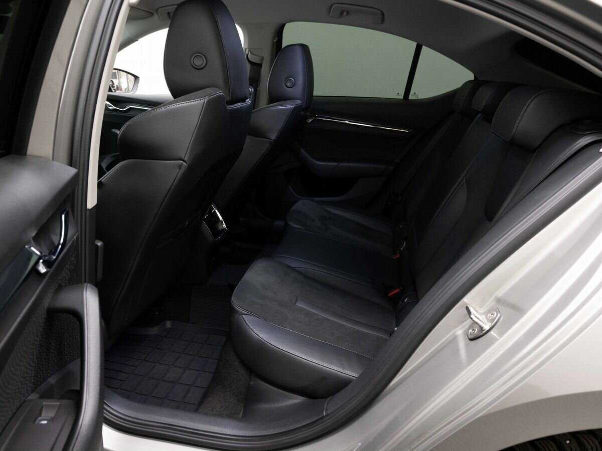 Купить Skoda Octavia с пробегом. Фото: #10