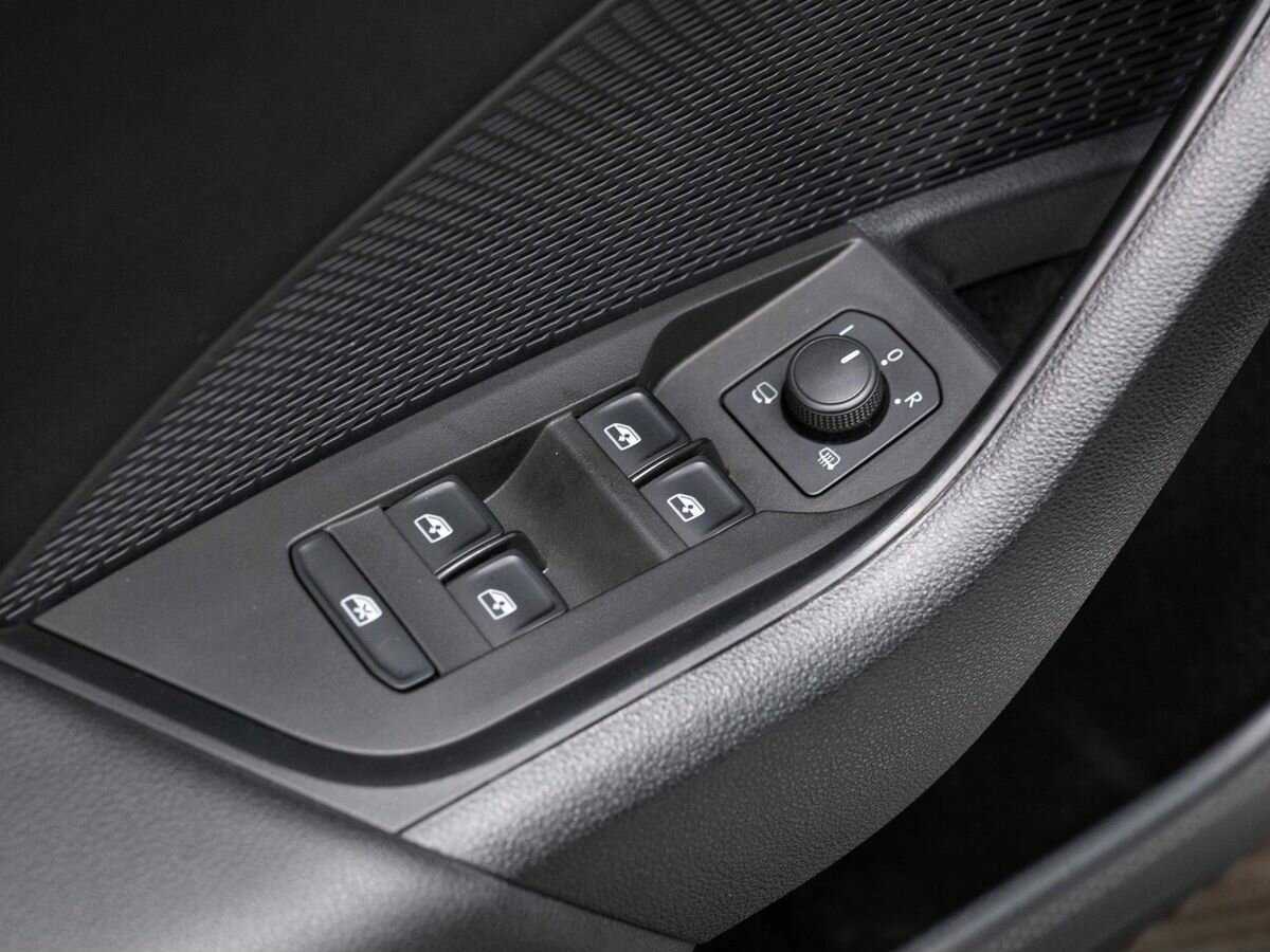 Купить Skoda Octavia с пробегом. Фото: #19