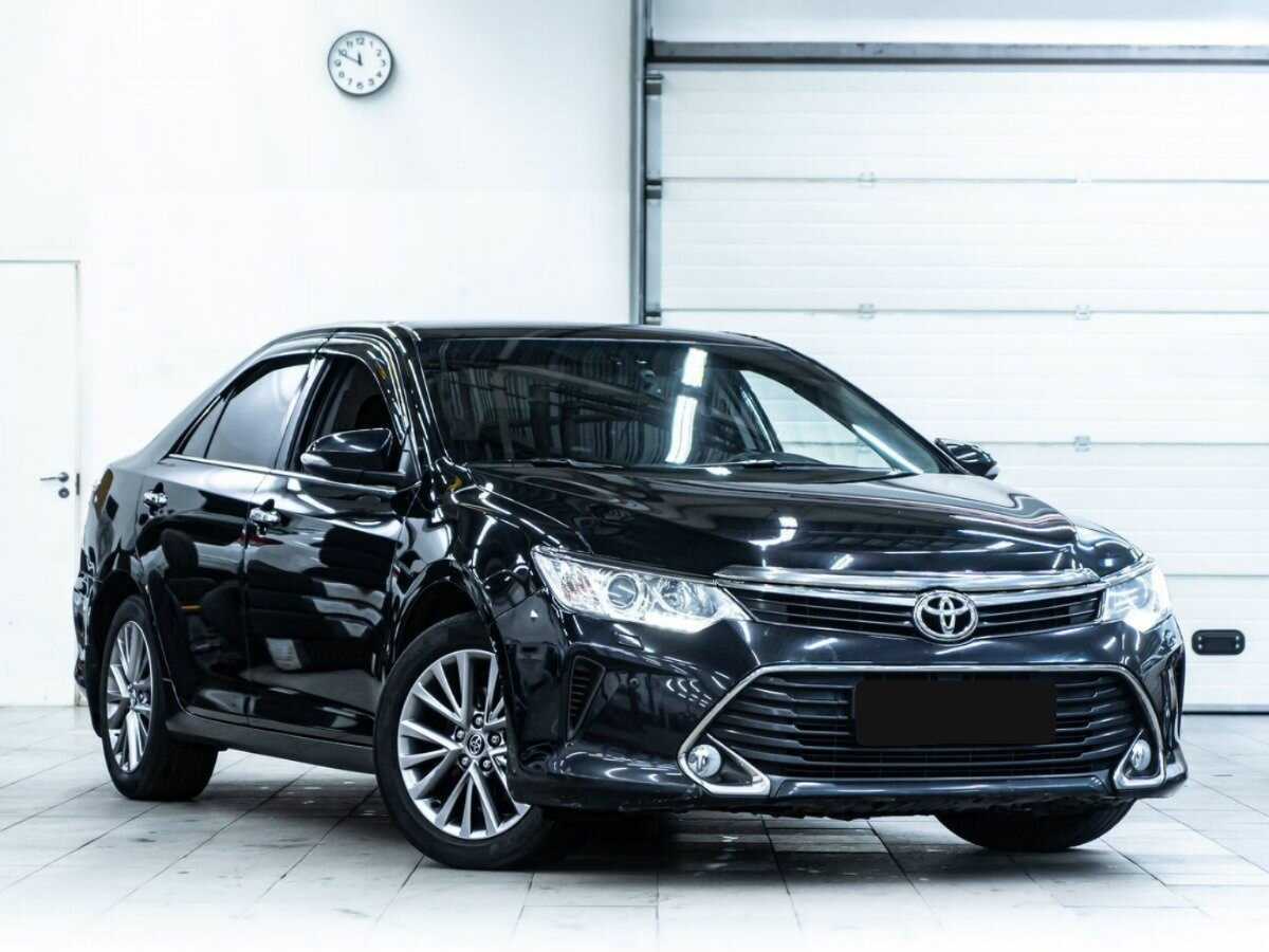 Купить Toyota Camry с пробегом. Фото: #1