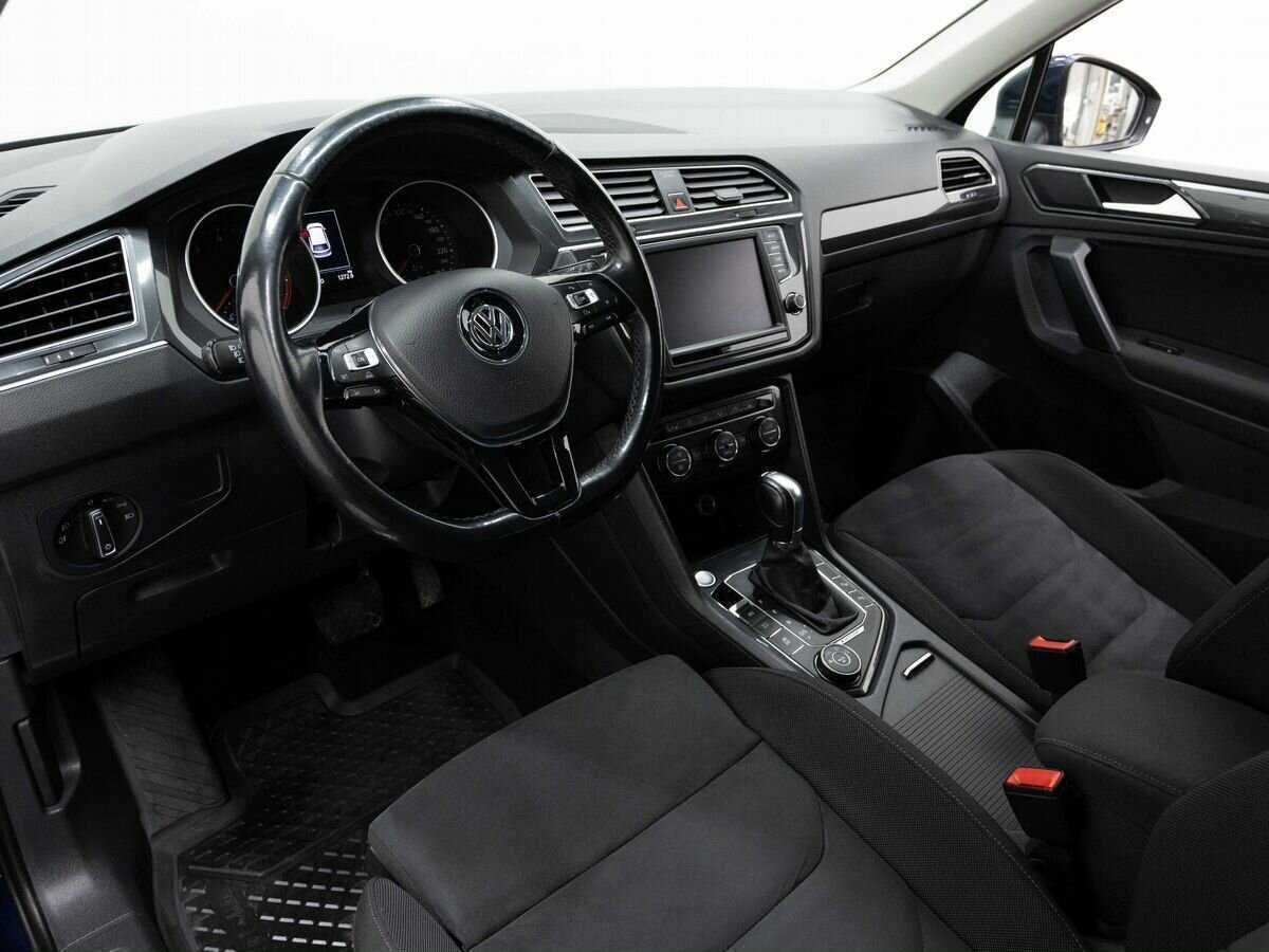 Купить Volkswagen Tiguan с пробегом. Фото: #8