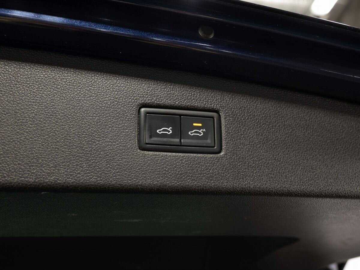 Купить Volkswagen Tiguan с пробегом. Фото: #25