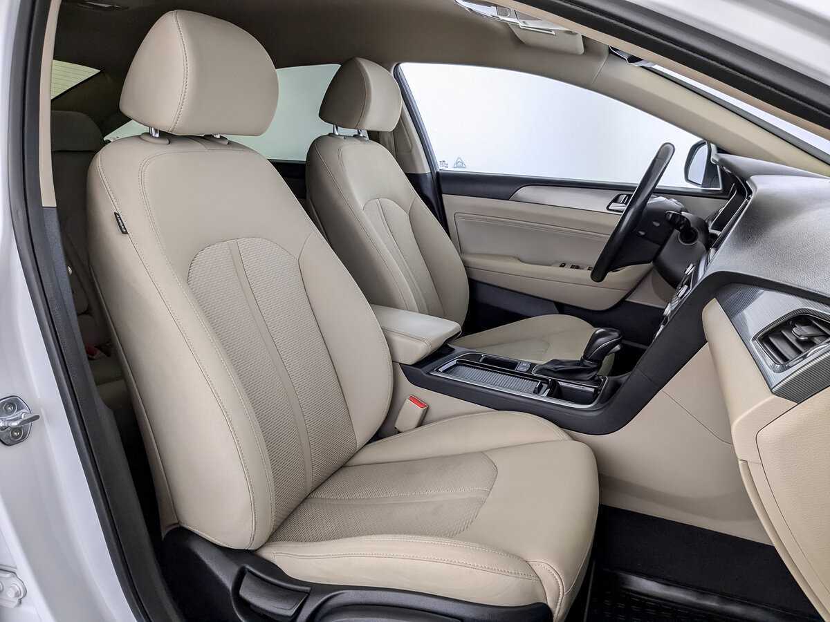 Купить Hyundai Sonata с пробегом. Фото: #23