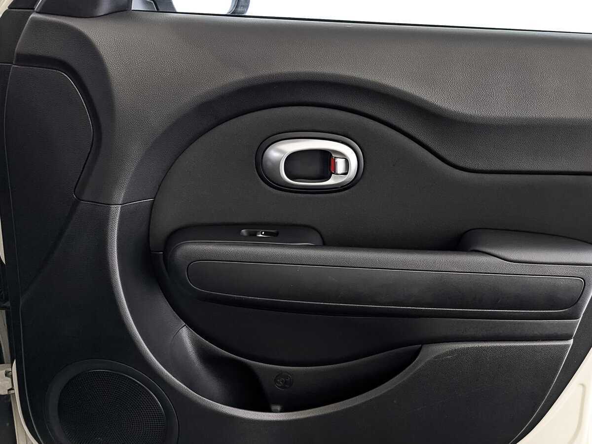 Купить Kia Soul с пробегом. Фото: #24