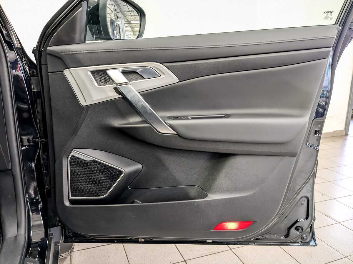 Купить Geely Atlas с пробегом. Фото: #25