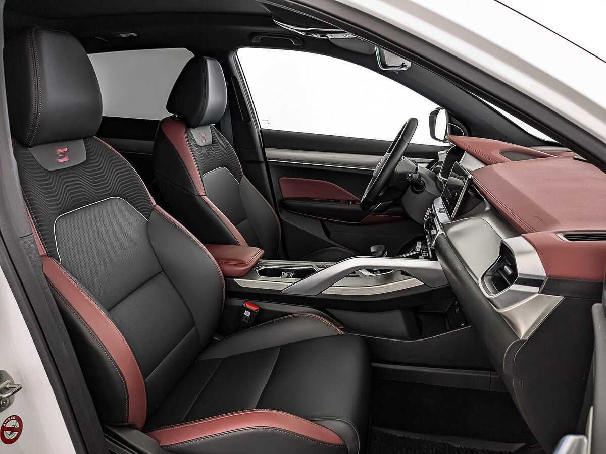 Купить Geely Coolray с пробегом. Фото: #23