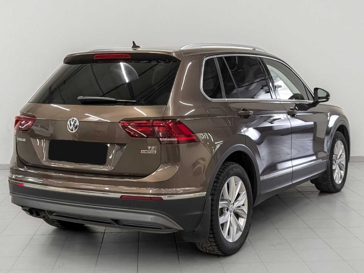 Купить Volkswagen Tiguan с пробегом. Фото: #4