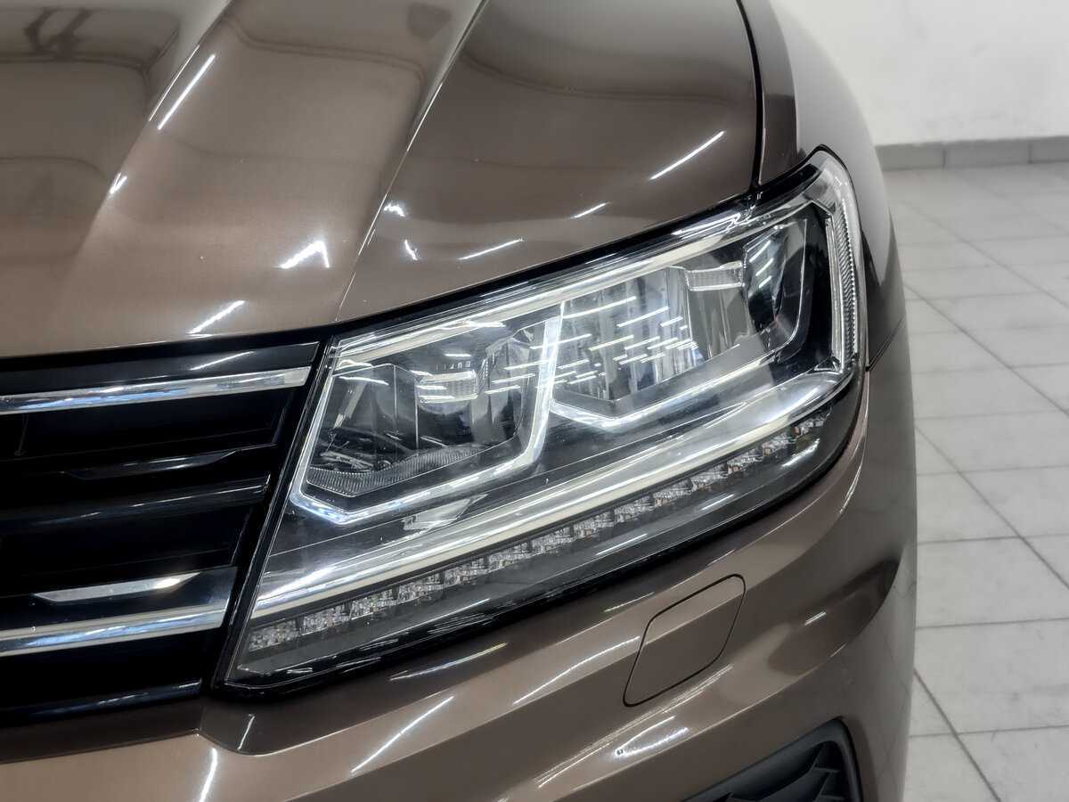 Купить Volkswagen Tiguan с пробегом. Фото: #16