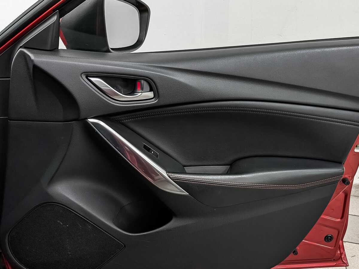 Купить Mazda 6 с пробегом. Фото: #22